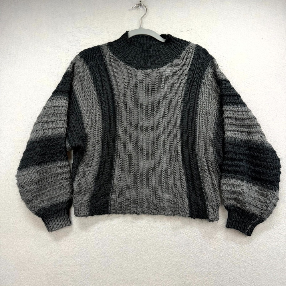 Grey Collection Crop Sweater Womens Large Gray Black Striped Chunky Cable Knit‎